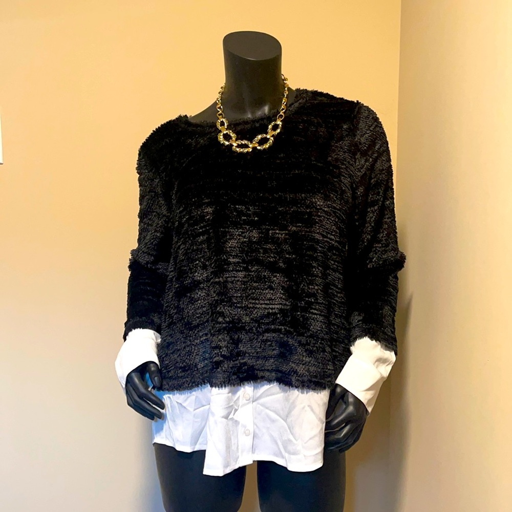 NWT Large Calvin Klein fluffy top